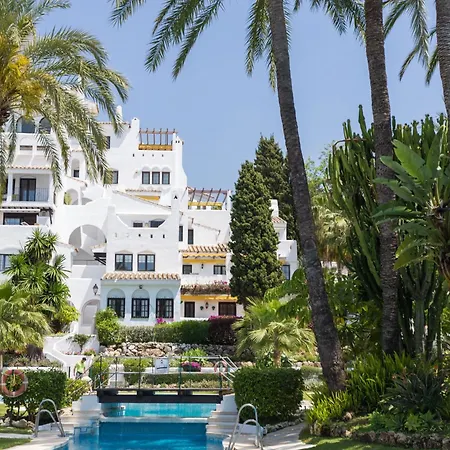 Apartment Aldea Blanca, Puerto Banus With Sea View Marbella