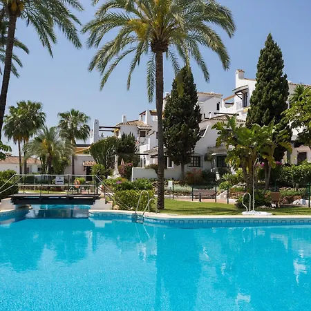 Apartment Aldea Blanca, Puerto Banus With Sea View Marbella